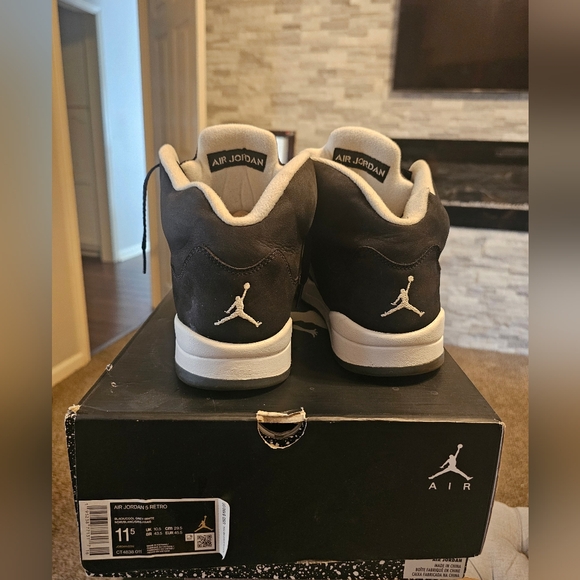 Jordan Retro 5 Mens 11.5 Oreo - Picture 3 of 5